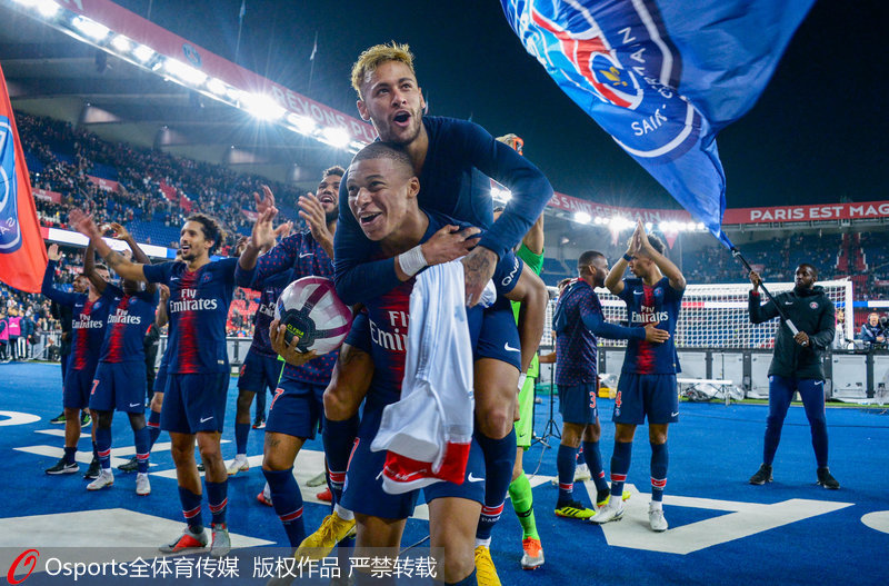 在中后场的 在中后场的